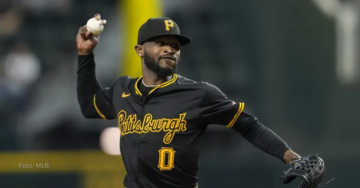 Domingo Germán lanzando con Pittsburgh Pirates en MLB 2024