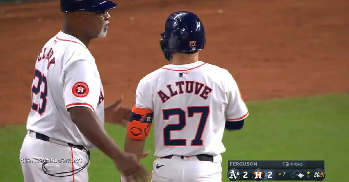 Jose Altuve celebrando con Houston Astros