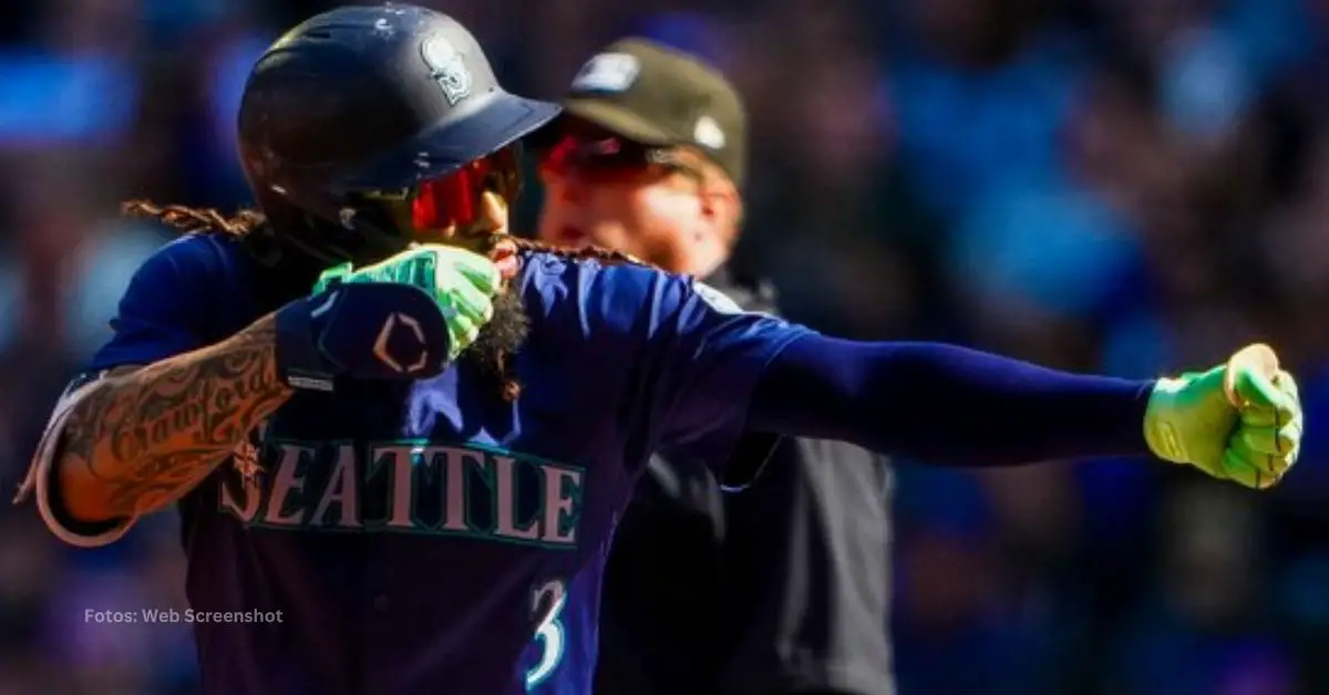 Jugador de Seattle celebra ante New York Yankees